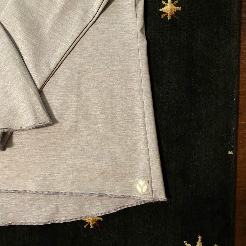 Long sleeve sun protector from Yaffa
